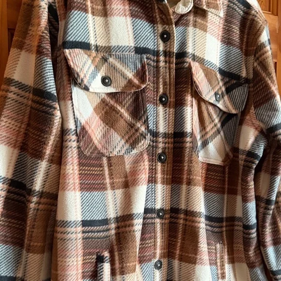 Natural Reflections Sherpa-Lined Plaid Jacket - Picture 4 of 11